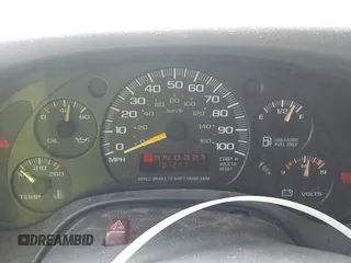1998 Chevrolet Chevy Van z VIN 1GCGG25RXW1100879, wystawiony jako IAAI lot #42154197 z przebiegiem 191 241 mil mil oraz . Historia ofert i sprzedaży dostępna na DreamBid. Obrazek 7.