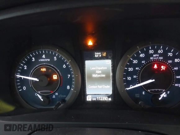 2018 Toyota Sienna LE Auto Access Seat with VIN 5TDKZ3DC6JS928592, listed as a IAAI auction lot 41421831 with 112,390 mi miles. Bid and sale history available at carsss.com. Image 7.