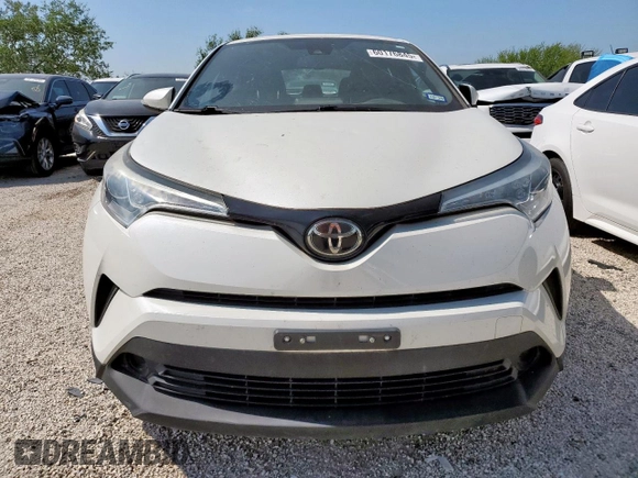 2018 Toyota C-HR XLE z VIN NMTKHMBX3JR030982, wystawiony jako Copart lot #60176845 z przebiegiem 48 321 mil mil oraz Czysty tytuł • Clean title. Historia ofert i sprzedaży dostępna na DreamBid. Obrazek 5.