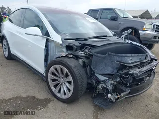 2020 Tesla Model X Long Range with VIN 5YJXCDE26LF238982, listed as a IAAI auction lot 42100220 with 44,804 mi miles. Bid and sale history available at carsss.com. Image 1.