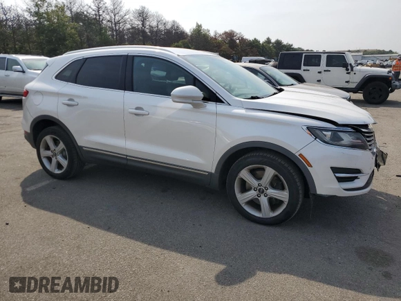 2016 Lincoln MKC Premier with VIN 5LMCJ1D9XGUJ03012, listed as a Copart auction lot 69036124 with 195,281 mi miles and Salvage Title. Bid and sale history available at DreamBid. Image 4.