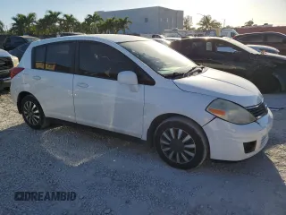 2008 Nissan Versa 1.8 S with VIN 3N1BC13E98L350841, listed as a Copart auction lot 47724015 with 69,743 mi miles and Salvage Title. Bid and sale history available at carsss.com. Image 4.