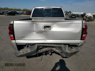 2006 Chevrolet Silverado SS z VIN 2GCEC19N761204227, wystawiony jako Copart lot #78688944 z przebiegiem 92 400 mil mil oraz Szkody całkowita. Historia ofert i sprzedaży dostępna na DreamBid. Obrazek 6.