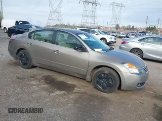 2008 Nissan Altima 2.5 S with VIN 1N4AL21E88N424645, listed as a IAAI auction lot 41985862 with 213,191 mi miles. Bid and sale history available at carsss.com. Image 1.