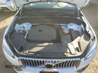 2024 Volvo XC90 Plus with VIN YV4H60LE6R1209420, listed as a Copart auction lot 75458864 with 1,560 mi miles and Salvage Title. Bid and sale history available at DreamBid. Image 12.