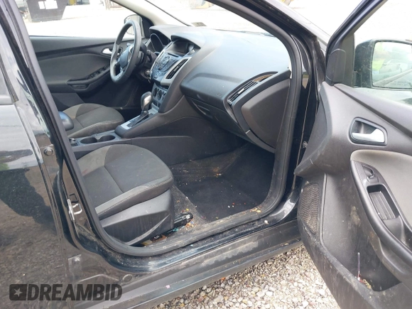 2013 Ford Focus SE z VIN 1FADP3F28DL232167, wystawiony jako IAAI lot #42551700 z przebiegiem 190 117 mil mil oraz . Historia ofert i sprzedaży dostępna na DreamBid. Obrazek 5.