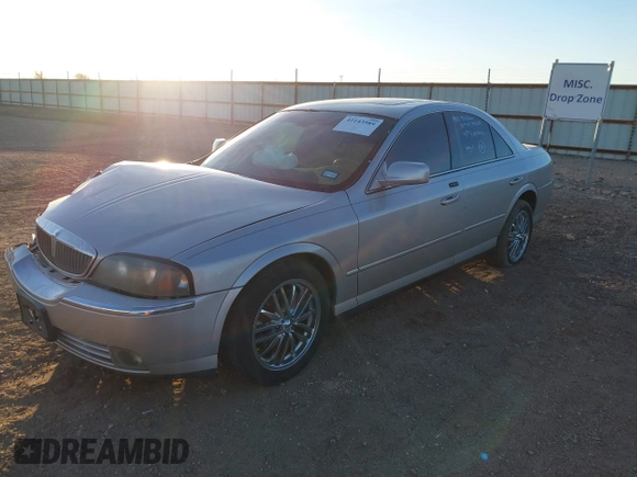 2005 Lincoln LS w/Luxury Pkg with VIN 1LNHM86S85Y632666, listed as a IAAI auction lot 41143989 with 220,415 mi miles. Bid and sale history available at carsss.com. Image 2.