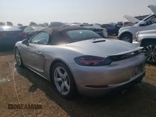 2022 Porsche 718 Boxster GTS 4.0 z VIN WP0CD2A81NS228425, wystawiony jako Copart lot #65396893 z przebiegiem 18 229 mil mil oraz . Historia ofert i sprzedaży dostępna na DreamBid. Obrazek 2.