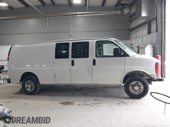 2019 Chevrolet Express Cargo с VIN 1GCWGBFG0K1195312, выставлен на аукционе IAAI как лот 42314484 с пробегом Не указан миль и . История ставок и продаж доступна на DreamBid. Изображение 13.
