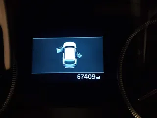 2022 Kia Telluride EX z VIN 5XYP3DHC2NG201167, wystawiony jako IAAI lot #42572806 z przebiegiem 67 409 mil mil oraz . Historia ofert i sprzedaży dostępna na DreamBid. Obrazek 16.