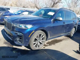 2021 BMW X7 M50i with VIN 5UXCX6C0XM9E15417, listed as a IAAI auction lot 41402910 with 70,768 mi miles. Bid and sale history available at carsss.com. Image 17.