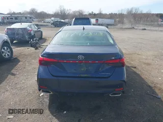 2019 Toyota Avalon XLE with VIN 4T1BZ1FB4KU034320, listed as a IAAI auction lot 41747802 with 73,064 mi miles. Bid and sale history available at carsss.com. Image 17.