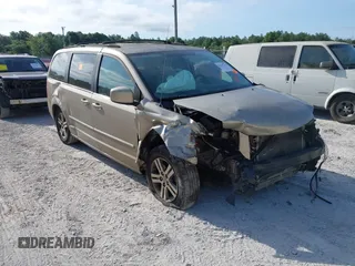 2009 Dodge Grand Caravan SXT z VIN 2D8HN54X79R628814, wystawiony jako IAAI lot #42342321 z przebiegiem Nie podano mil oraz . Historia ofert i sprzedaży dostępna na DreamBid. Obrazek 1.