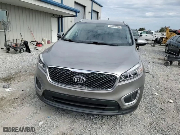 2018 Kia Sorento LX V6 with VIN 5XYPG4A52JG384841, listed as a Copart auction lot 76878914 with 111,861 mi miles and Salvage Title. Bid and sale history available at carsss.com. Image 12.