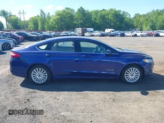 2016 Ford Fusion SE Hybrid with VIN 3FA6P0LU9GR154646, listed as a IAAI auction lot 42307247 with 181,445 mi miles and . Bid and sale history available at DreamBid. Image 13.