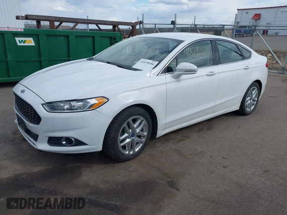 2014 Ford Fusion SE with VIN 1FA6P0HDXE5382549, listed as a IAAI auction lot 41878304 with 232,000 mi miles. Bid and sale history available at carsss.com. Image 2.