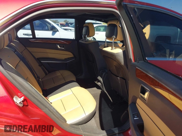 2014 Mercedes-Benz E 350 Sport with VIN WDDHF5KB3EB055718, listed as a IAAI auction lot 42078285 with 119,963 mi miles and . Bid and sale history available at carsss.com. Image 8.
