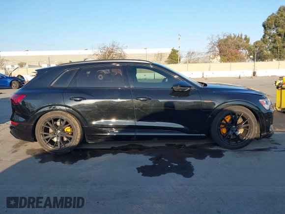 2022 Audi e-tron Chronos with VIN WA1VABGE2NB039405, listed as a IAAI auction lot 41360899 with 36,289 mi miles. Bid and sale history available at carsss.com. Image 12.