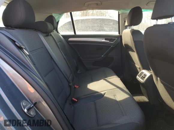 2016 Volkswagen Golf TSI SE z VIN 3VW217AU7GM042783, wystawiony jako Copart lot #46247585 z przebiegiem Nie podano mil oraz Szkoda całkowita • Salvage title. Historia ofert i sprzedaży dostępna na DreamBid. Obrazek 10.