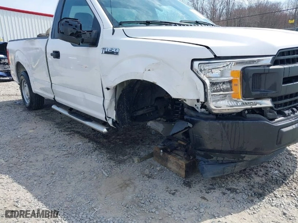 2019 Ford F-150 XL with VIN 1FTMF1C55KKD80487, listed as a IAAI auction lot 39009387 with 18,324 mi miles. Bid and sale history available at carsss.com. Image 6.