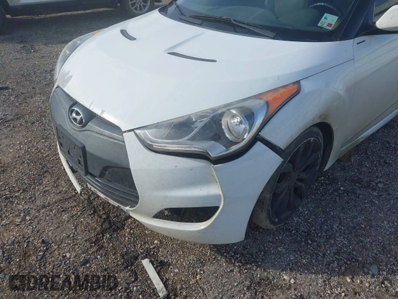 2013 Hyundai Veloster w/Gray Int with VIN KMHTC6AD4DU140121, listed as a IAAI auction lot 41410252 with 202,596 mi miles and . Bid and sale history available at DreamBid. Image 6.