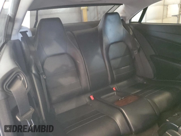 2013 Mercedes-Benz E 550 с VIN WDDKJ7DB4DF206330, выставлен на аукционе Copart как лот 60459495 с пробегом 115 288 миль миль и Списание • Salvage title. История ставок и продаж доступна на DreamBid. Изображение 10.
