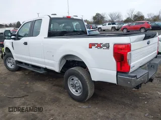 2021 Ford Super Duty F-250 SRW XL with VIN 1FT7X2B60MED87116, listed as a IAAI auction lot 41419989 with 42,141 mi miles. Bid and sale history available at carsss.com. Image 3.