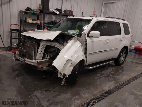 2013 Honda Pilot Touring with VIN 5FNYF4H91DB066110, listed as a IAAI auction lot 41542393 with 188,204 mi miles. Bid and sale history available at carsss.com. Image 19.