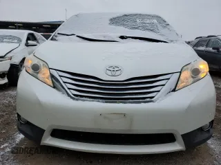 2012 Toyota Sienna XLE with VIN 5TDDK3DC4CS030704, listed as a Copart auction lot 44935165 with 120,890 mi miles and Salvage title. Bid and sale history available at DreamBid. Image 5.
