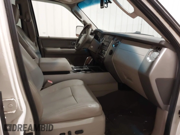 2008 Ford Expedition EL Limited with VIN 1FMFK20548LA35948, listed as a IAAI auction lot 41345824 with 213,463 mi miles. Bid and sale history available at carsss.com. Image 5.