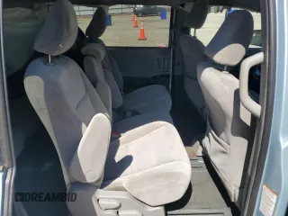 2017 Toyota Sienna LE Auto Access Seat with VIN 5TDKZ3DC5HS798928, listed as a Copart auction lot 50692595 with 282,158 mi miles and Salvage Title. Bid and sale history available at carsss.com. Image 11.