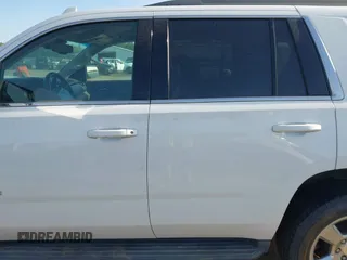 2016 Chevrolet Tahoe LT z VIN 1GNSCBKC9GR466543, wystawiony jako IAAI lot #42139663 z przebiegiem 235 744 mil mil oraz . Historia ofert i sprzedaży dostępna na DreamBid. Obrazek 14.