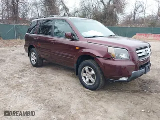 2008 Honda Pilot EX with VIN 5FNYF18458B056043, listed as a IAAI auction lot 41792266 with 105,490 mi miles. Bid and sale history available at carsss.com. Image 1.