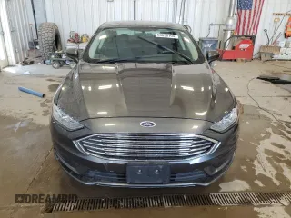 2017 Ford Fusion SE с VIN 3FA6P0H71HR149414, выставлен на аукционе Copart как лот 59890105 с пробегом 94 714 миль миль и На запчасти • Non repairable. История ставок и продаж доступна на DreamBid. Изображение 5.
