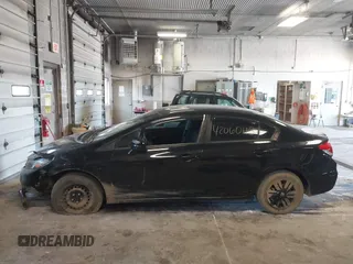 2015 Honda Civic LX z VIN 19XFB2F5XFE095153, wystawiony jako IAAI lot #42060113 z przebiegiem 102 952 mil mil oraz . Historia ofert i sprzedaży dostępna na DreamBid. Obrazek 14.