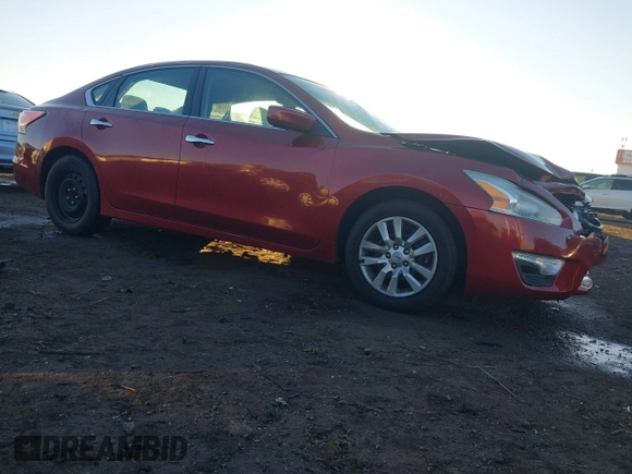 2015 Nissan Altima 2.5 S with VIN 1N4AL3AP6FC246394, listed as a IAAI auction lot 41052317 with 195,388 mi miles. Bid and sale history available at carsss.com. Image 1.