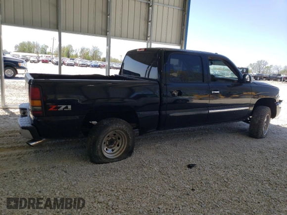 2004 GMC Sierra 1500 SLE z VIN 2GTEK13TX41377215, wystawiony jako Copart lot #53242885 z przebiegiem 202 070 mil mil oraz Szkoda całkowita • Salvage title. Historia ofert i sprzedaży dostępna na DreamBid. Obrazek 3.