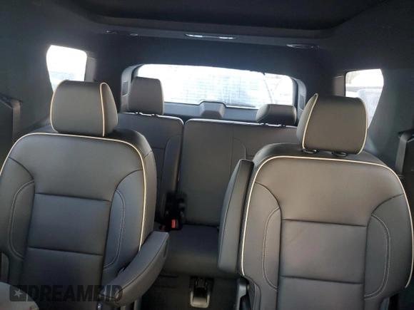 2024 Chevrolet Traverse z VIN 1GNETZKW9RJ130585, wystawiony jako Copart lot #73790304 z przebiegiem Nie podano mil oraz Szkoda całkowita • Salvage title. Historia ofert i sprzedaży dostępna na DreamBid. Obrazek 10.