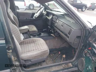 1993 Jeep Grand Cherokee Laredo with VIN 1J4GZ58Y9PC583439, listed as a IAAI auction lot 41794732 with 211,691 mi miles and . Bid and sale history available at DreamBid. Image 5.
