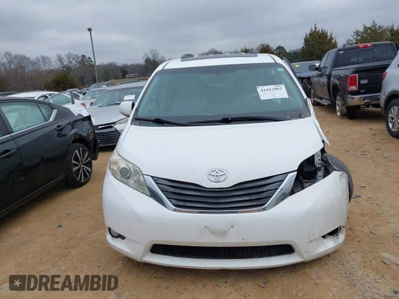 2011 Toyota Sienna XLE with VIN 5TDDK3DC0BS015244, listed as a IAAI auction lot 41413002 with 128,591 mi miles. Bid and sale history available at carsss.com. Image 12.