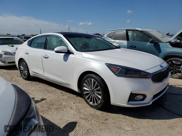 2017 Kia Cadenza Premium with VIN KNALC4J15H5052237, listed as a Copart auction lot 73831934 with 15,915 mi miles and Non Repairable. Bid and sale history available at carsss.com. Image 4.