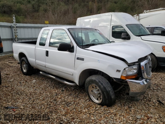 2001 Ford Super Duty F-250 XL with VIN 1FTNX20L01EB77093, listed as a Copart auction lot 81610324 with 219,741 mi miles and Salvage Title. Bid and sale history available at carsss.com. Image 4.