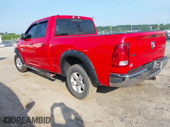 2017 Ram 1500 SLT z VIN 1C6RR7GG2HS583512, wystawiony jako IAAI lot #42492196 z przebiegiem 118 417 mil mil oraz . Historia ofert i sprzedaży dostępna na DreamBid. Obrazek 3.