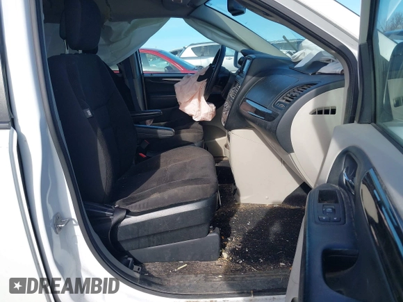 2018 Dodge Grand Caravan SE Plus with VIN 2C4RDGBG0JR138241, listed as a IAAI auction lot 41962762 with 125,644 mi miles and . Bid and sale history available at DreamBid. Image 5.