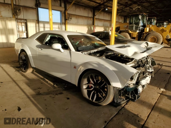 2021 Dodge Challenger R/T Scat Pack z VIN 2C3CDZFJ6MH576798, wystawiony jako Copart lot #47225685 z przebiegiem 38 252 mil mil oraz Szkoda całkowita • Salvage title. Historia ofert i sprzedaży dostępna na DreamBid. Obrazek 4.