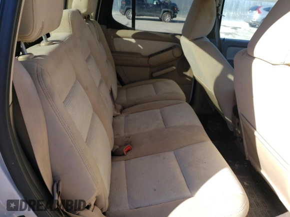 2010 Ford Explorer Sport Trac XLT z VIN 1FMEU3BE5AUA38530, wystawiony jako Copart lot #46987525 z przebiegiem 132 432 mil mil oraz Szkody całkowita. Historia ofert i sprzedaży dostępna na DreamBid. Obrazek 10.