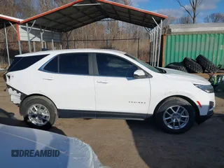 2022 Chevrolet Equinox LT with VIN 3GNAXKEV3NL158186, listed as a IAAI auction lot 41633707 with 66,843 mi miles. Bid and sale history available at carsss.com. Image 13.