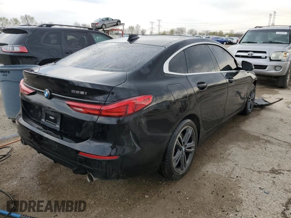 2021 BMW 2 Series 228i xDrive with VIN WBA73AK00M7H32960, listed as a Copart auction lot 52205695 with 39,240 mi miles and Salvage title. Bid and sale history available at DreamBid. Image 3.