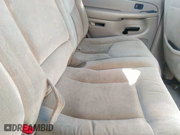 2004 Chevrolet Tahoe LT z VIN 1GNEC13Z04J318074, wystawiony jako IAAI lot #41755717 z przebiegiem 186 254 mil mil oraz . Historia ofert i sprzedaży dostępna na DreamBid. Obrazek 8.