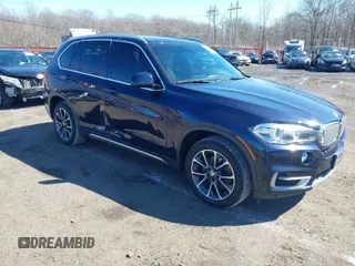 2017 BMW X5 xDrive35i with VIN 5UXKR0C33H0V79578, listed as a IAAI auction lot 41806727 with 68,470 mi miles. Bid and sale history available at carsss.com. Image 1.